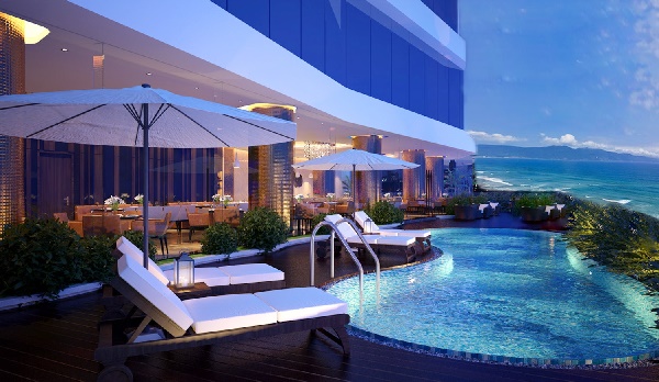 Bể bơi khách sạn là nơi lý tưởng để bạn thư giãn và tận hưởng kì nghỉ của mình
